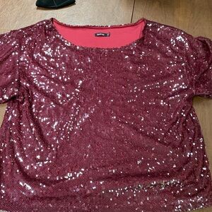 New Boohoo Plus Size sequin Burgundy Top Size $20